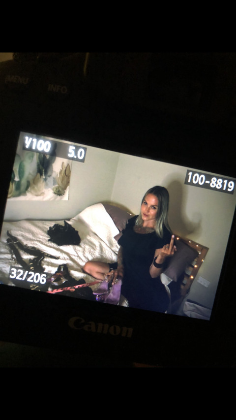 Header of maryjanepainxo