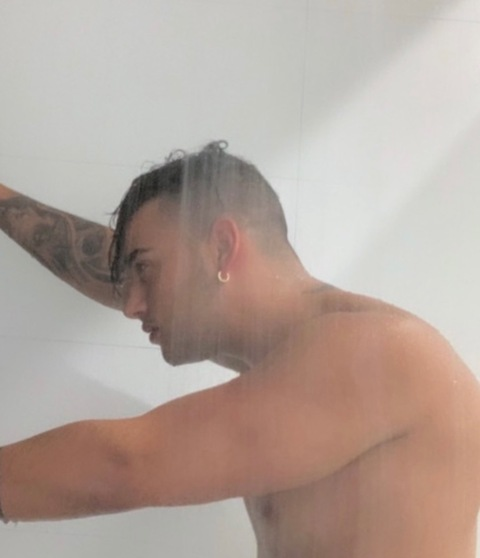 Header of migueldiazz