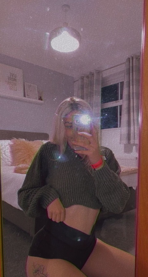 Header of millieharriet_xx