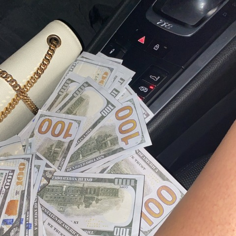 Header of miss.dollbaby