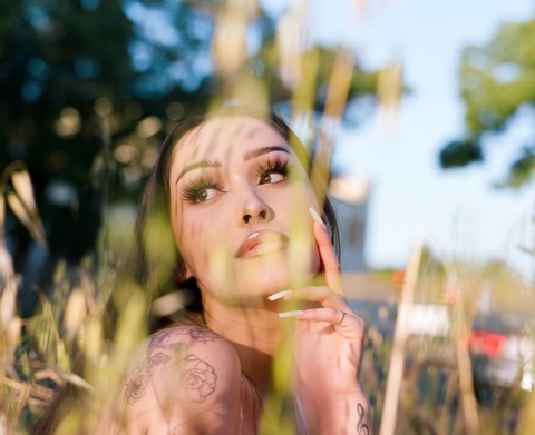 Header of nanciejeanofficial