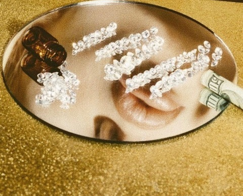 Header of nikki.monique