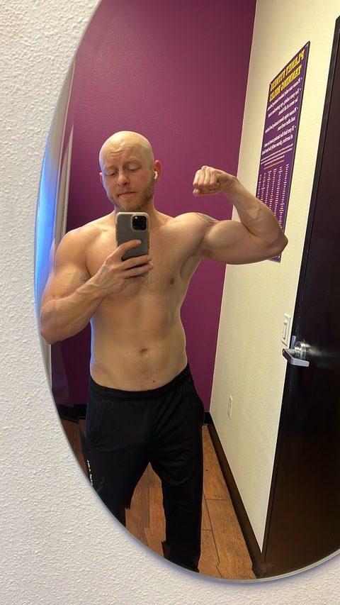 Header of outlawfitnesss