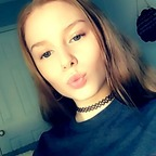 petite_amber777 (Amber Welch) OnlyFans Leaked Content 

 profile picture