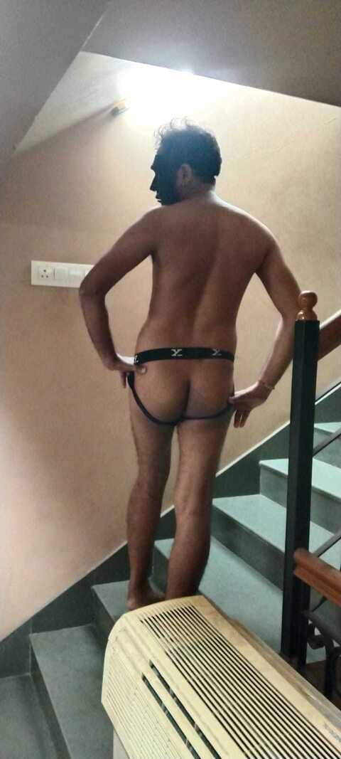 Header of piyushbottom