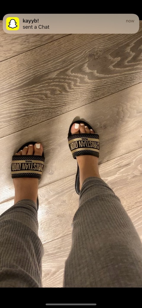 Header of prettyfeetuk7