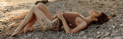 Header of queen_of_your_dreams