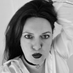 Scarlet_rouge (@scarletrouge7) Leaked OnlyFans 

 profile picture