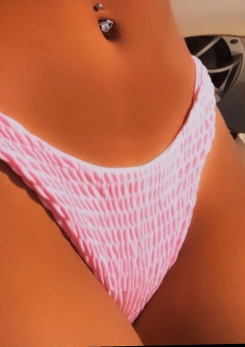 Header of sexynoelle