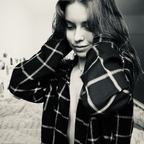 shakegirl (Nadine) OnlyFans Leaked Pictures & Videos 

 profile picture