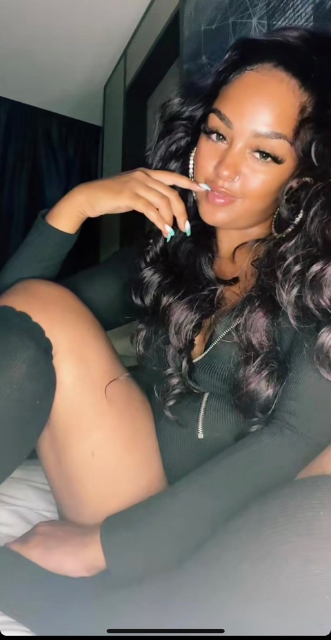 Header of stargirlsarah19x