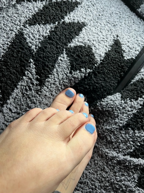 Header of staylitty06