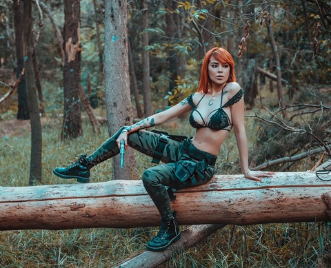 Header of taliaeisset