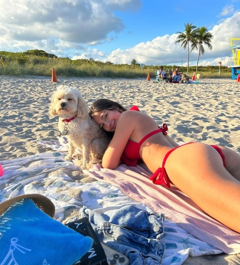 Header of the.real.sasha.rose