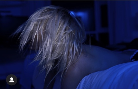 Header of thezoewood