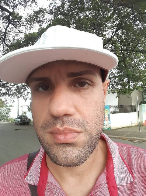 Header of u160906426