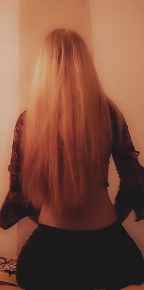 Header of u306350653