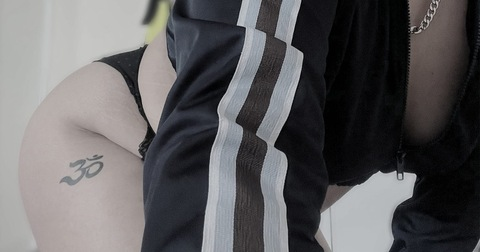 Header of u328609728