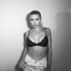 Free access to vip.queendqueenofd Leaks OnlyFans 

 profile picture