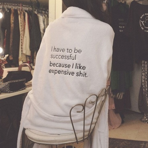 Header of vivian.baby